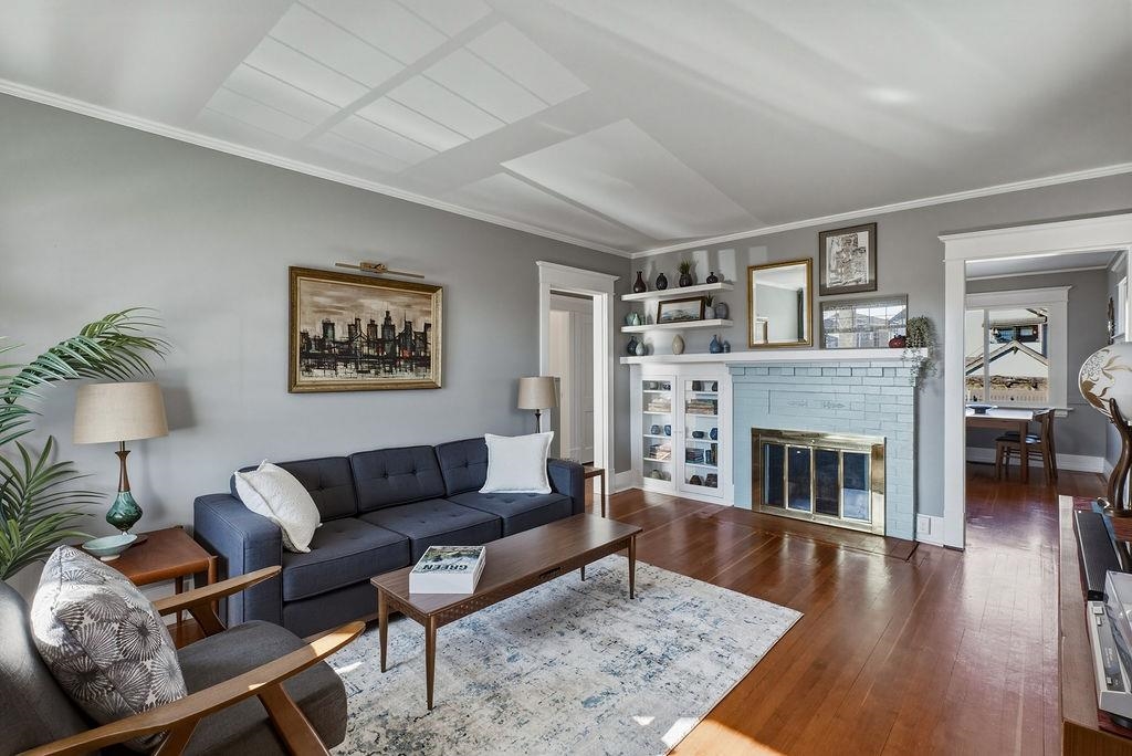 Family Room Photo of 2867 E Georgia Street, Vancouver, BC