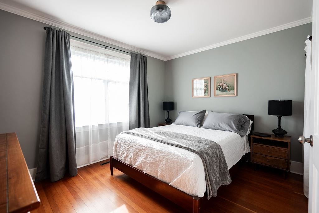 Walk-In Closet Photo of 2867 E Georgia Street, Vancouver, BC