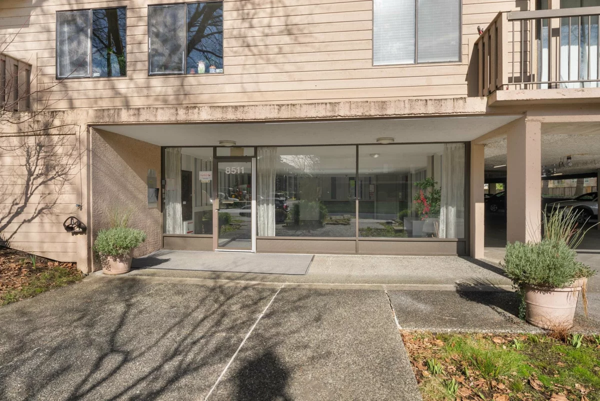 Staircase Photo of 323 8511 Ackroyd Road, Richmond, BC