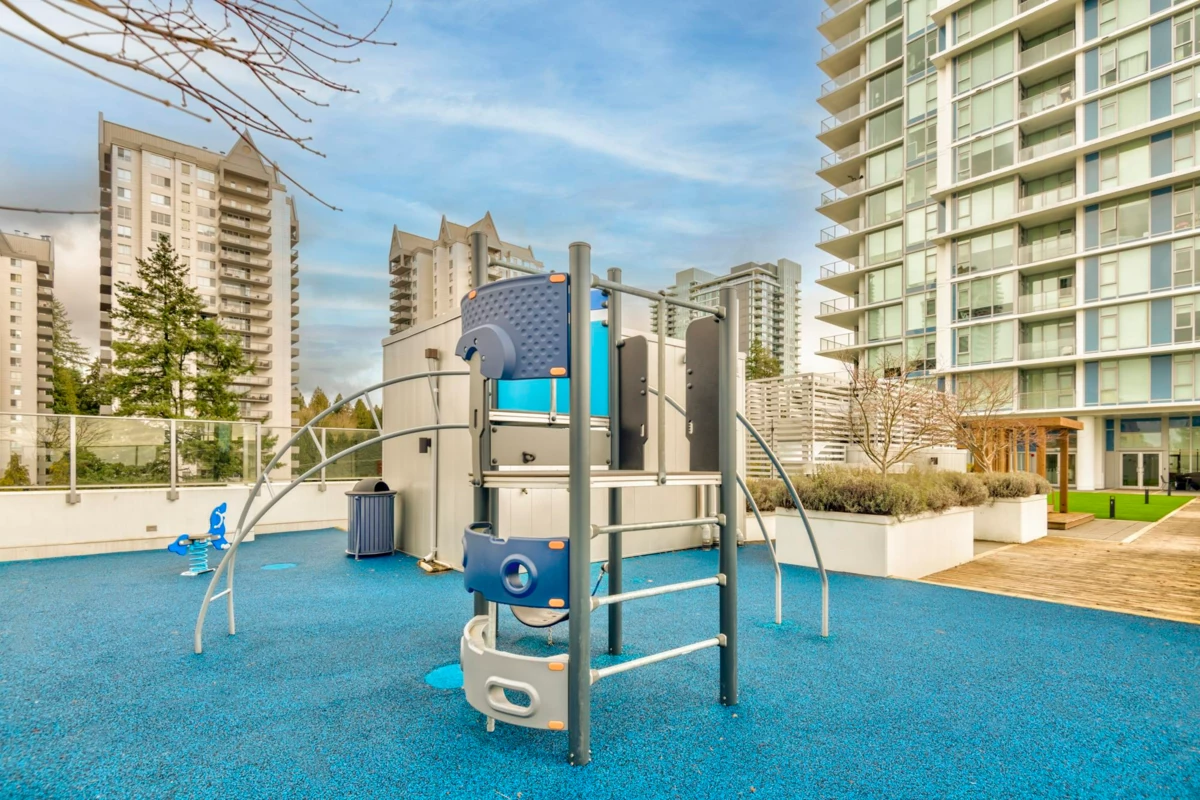 Garden / Landscaping Photo of 603 555 Sydney Avenue, Coquitlam, BC