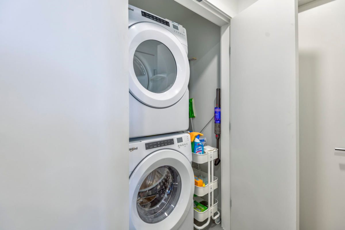 Mudroom Photo of 603 555 Sydney Avenue, Coquitlam, BC