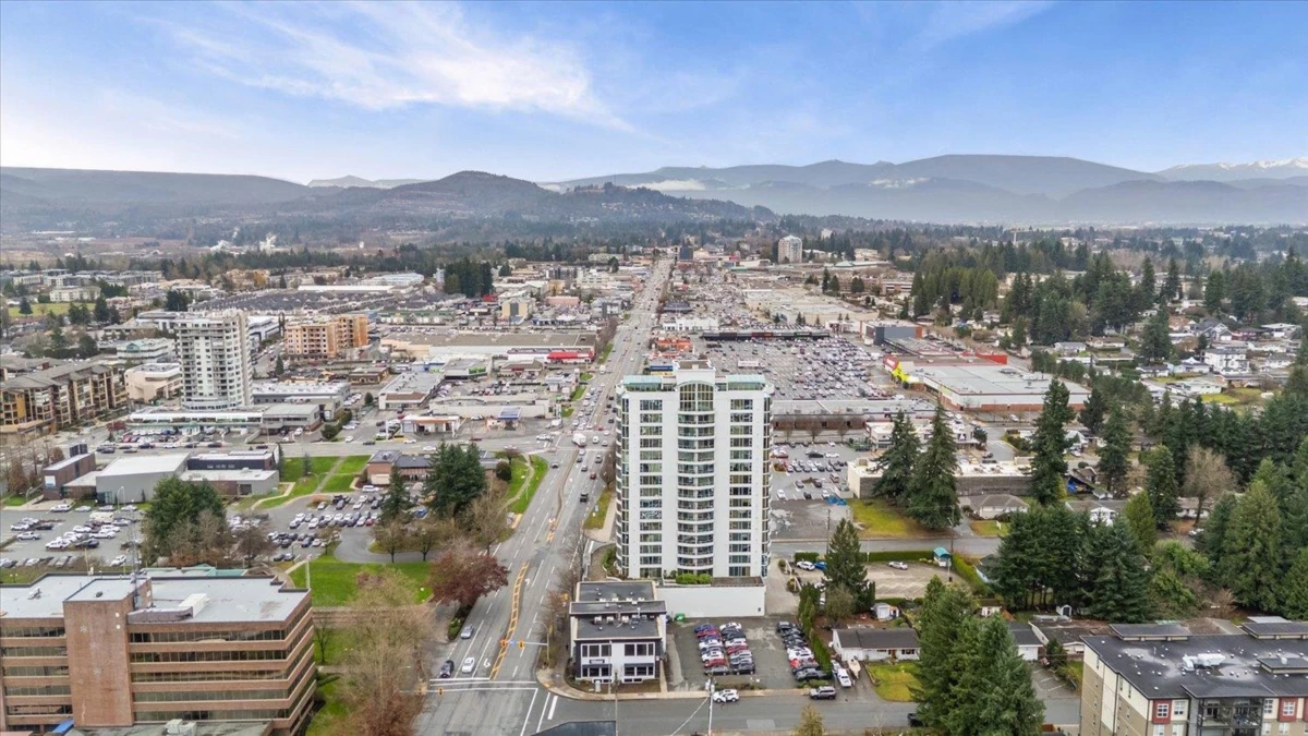 Neighborhood Park Photo Near 504 32330 South Fraser Way, Abbotsford, BC
