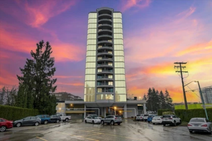 504 32330 South Fraser Way, Abbotsford, BC