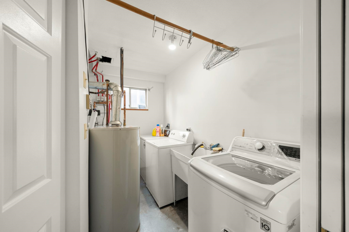 Garage Interior Photo of 3206 E 25th Avenue, Vancouver, BC