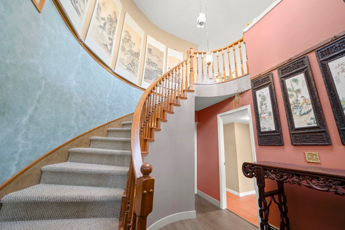 Hot Tub / Spa Photo of 3206 E 25th Avenue, Vancouver, BC