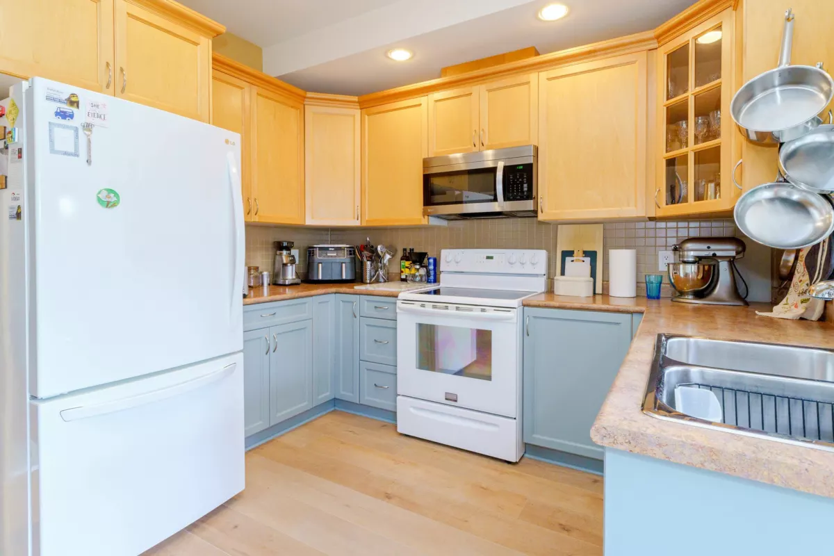 Bedroom 4 Photo of 2018 Fraser Avenue, Port Coquitlam, BC