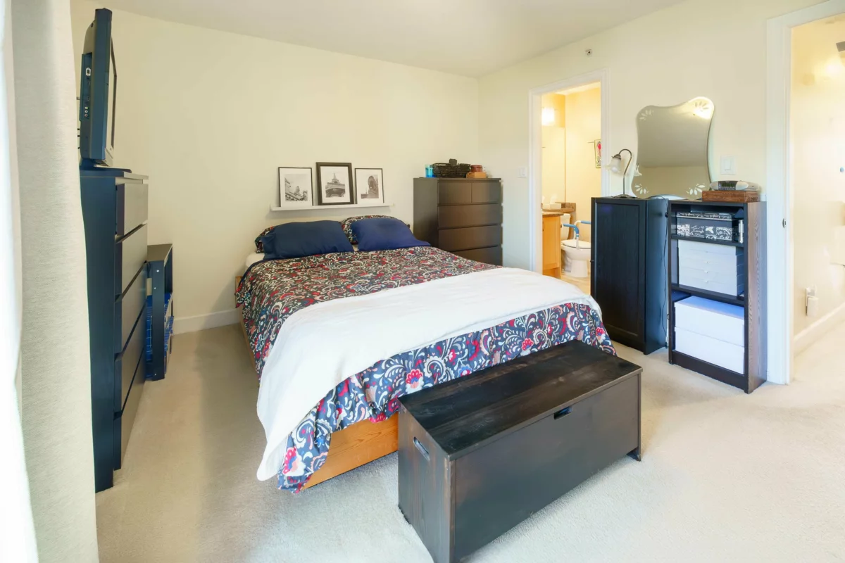 Office / Den Photo of 2018 Fraser Avenue, Port Coquitlam, BC