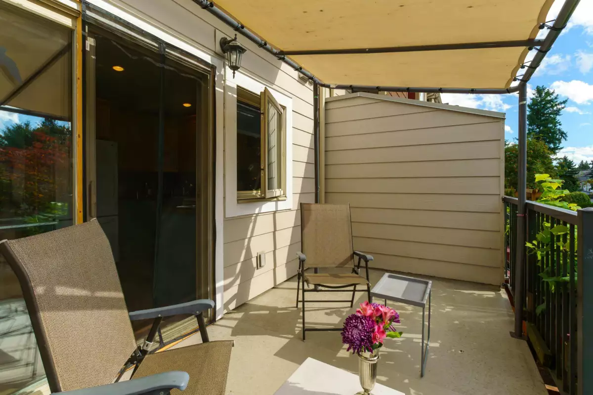 Outdoor Deck Photo of 2018 Fraser Avenue, Port Coquitlam, BC