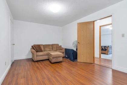 Entry Foyer Photo of 3775 Lincoln Avenue, Coquitlam, BC