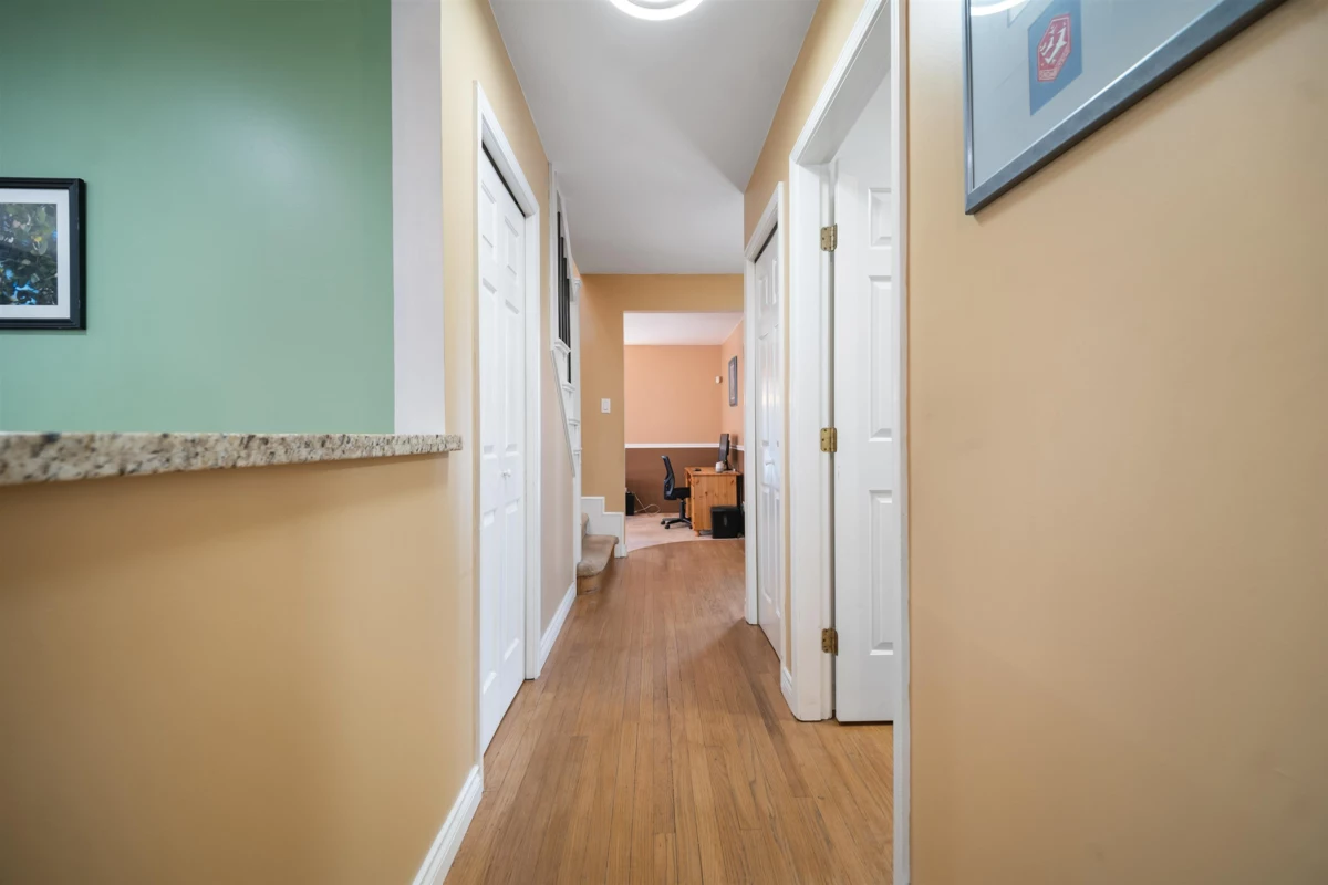 Bedroom 3 Photo of 9564 204a Street, Langley, BC