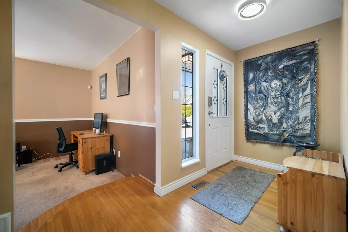 Family Room Photo of 9564 204a Street, Langley, BC