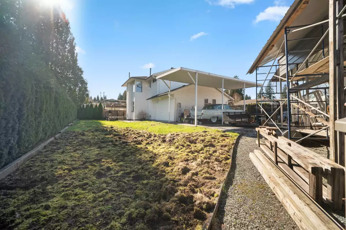 Outdoor Deck Photo of 9564 204a Street, Langley, BC