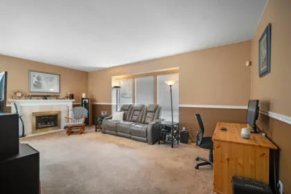 9564 204a Street, Langley, BC