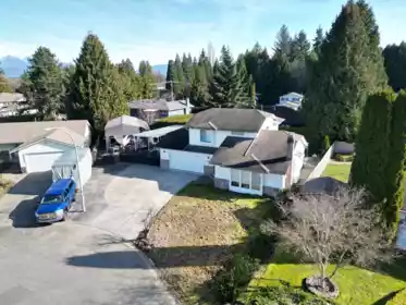 9564 204a Street, Langley, BC