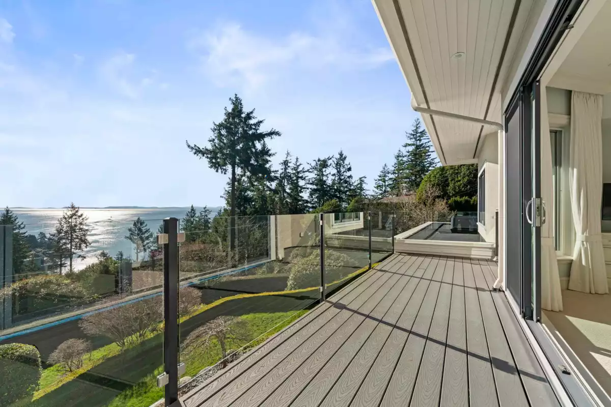 Mudroom Photo of 6215 Overstone Drive, West Vancouver, BC