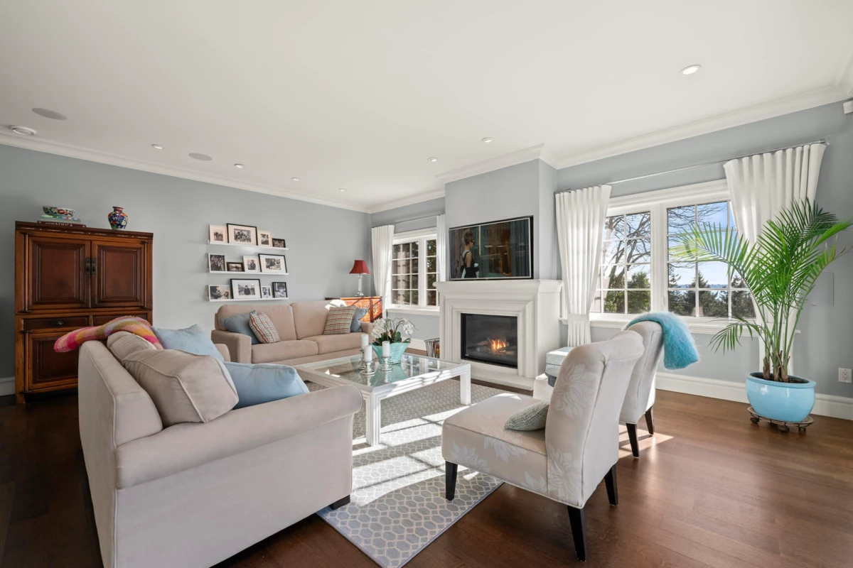 Pantry Photo of 6215 Overstone Drive, West Vancouver, BC