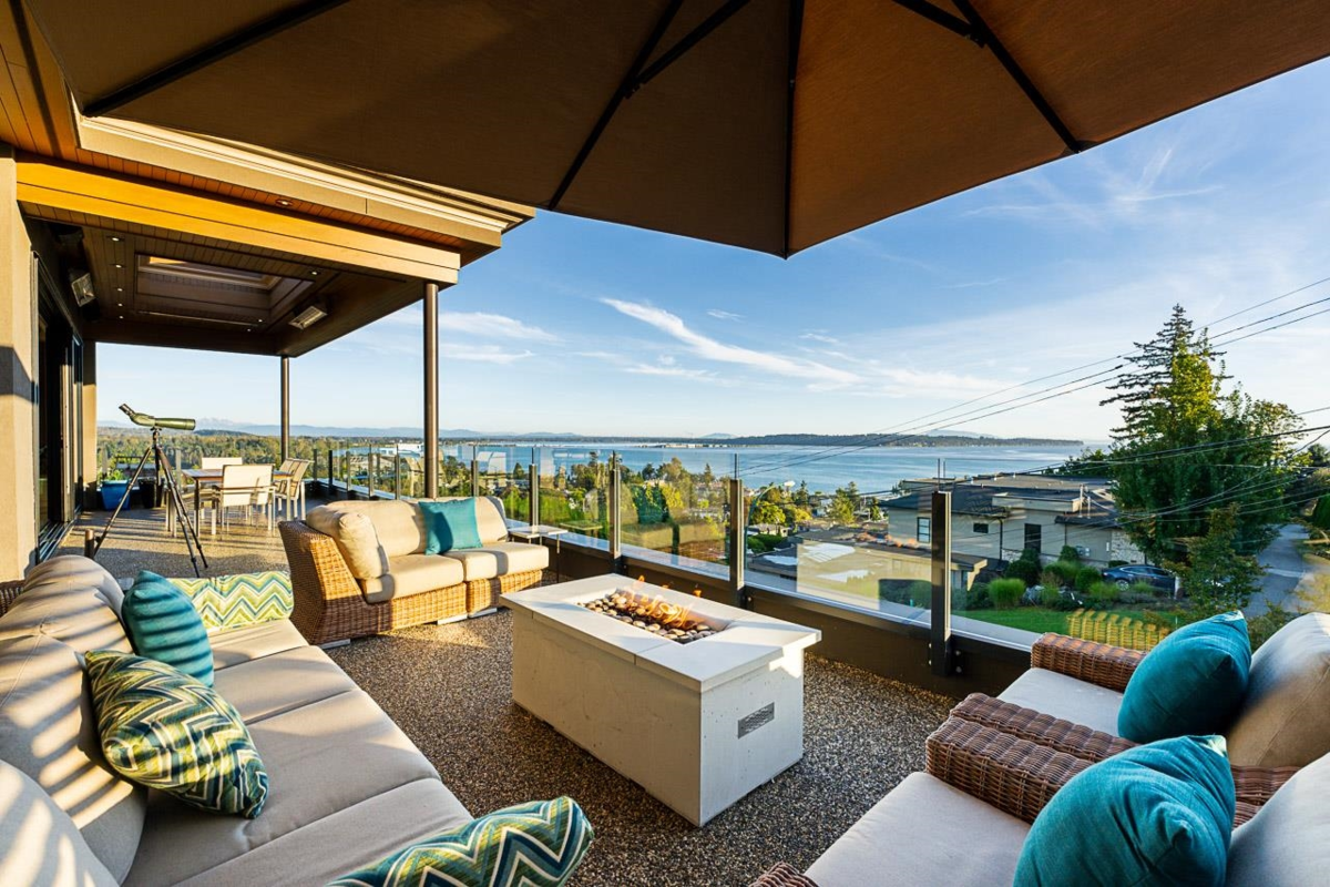 Bedroom 4 Photo of 15567 Pacific Avenue, White Rock, BC