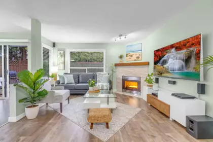 28 10130 155 Street, Surrey, BC, Guildford — 3 bed townhouse for sale