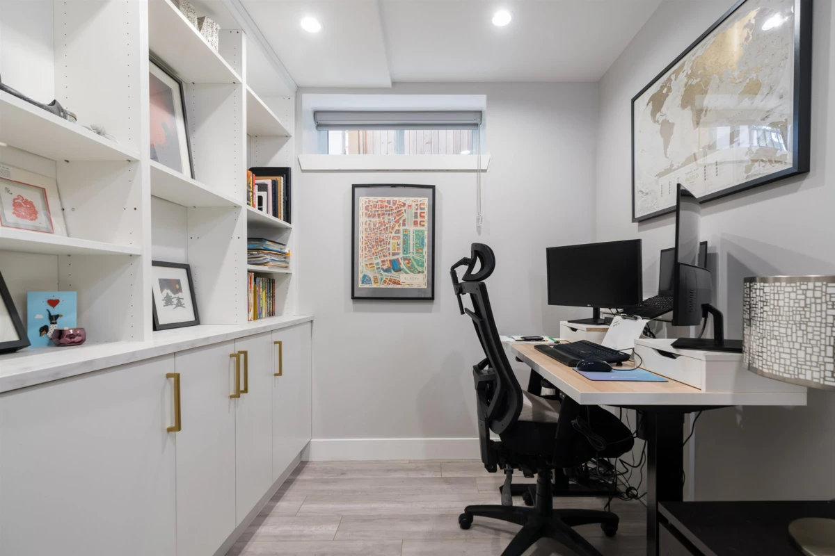 Backyard Photo of 2783 E 27th Avenue, Vancouver, BC