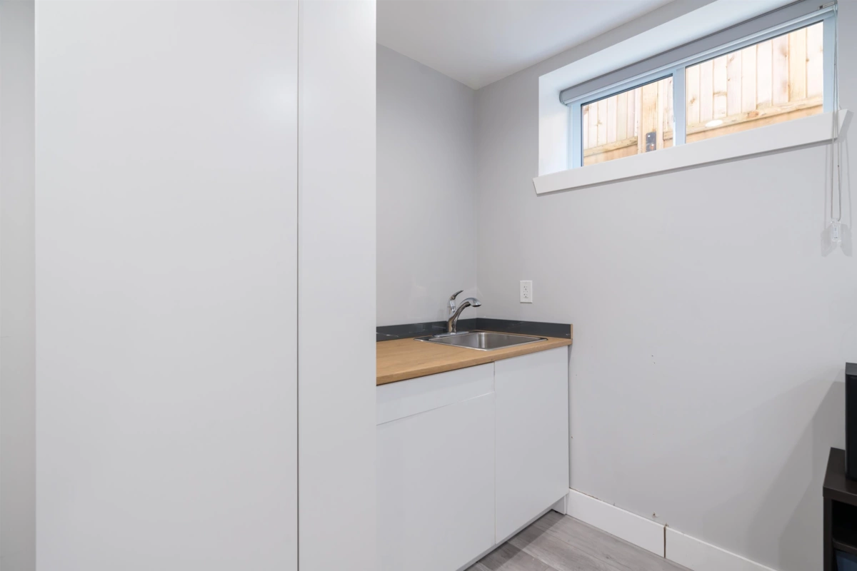 Garden / Landscaping Photo of 2783 E 27th Avenue, Vancouver, BC