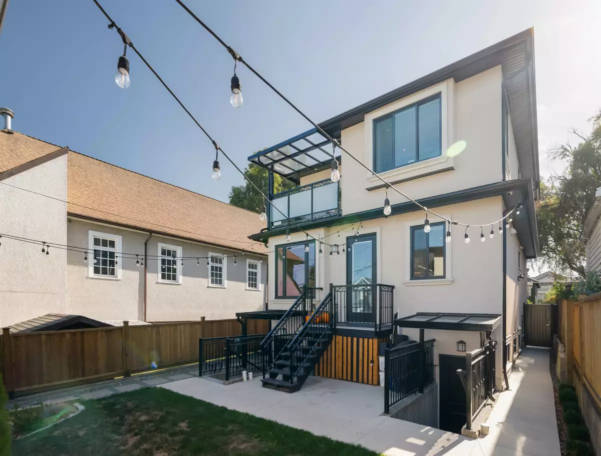 Hot Tub / Spa Photo of 2783 E 27th Avenue, Vancouver, BC