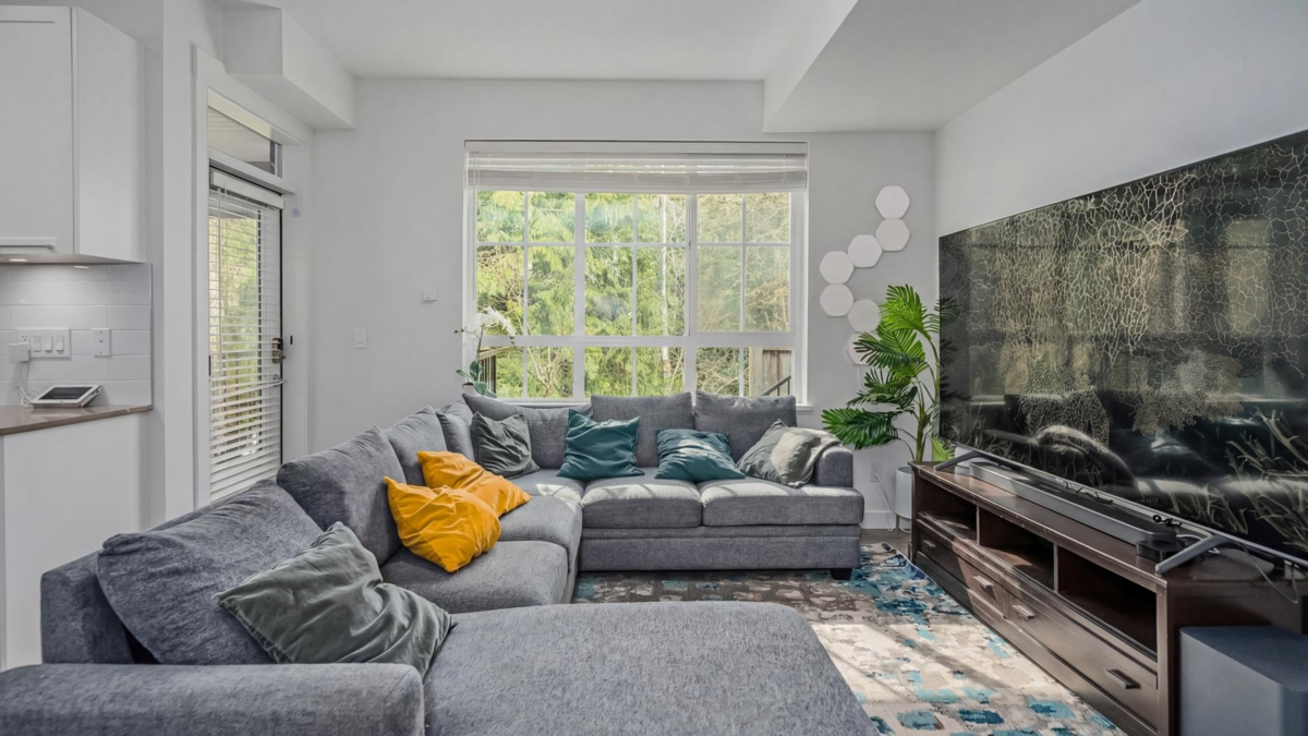 Breakfast Nook Photo of 24 23539 Gilker Hill Road, Maple Ridge, BC