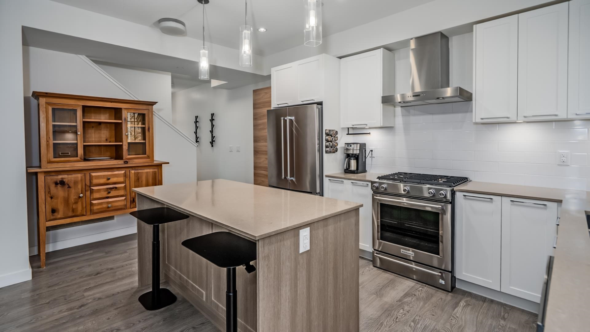 Dining Area Photo of 24 23539 Gilker Hill Road, Maple Ridge, BC