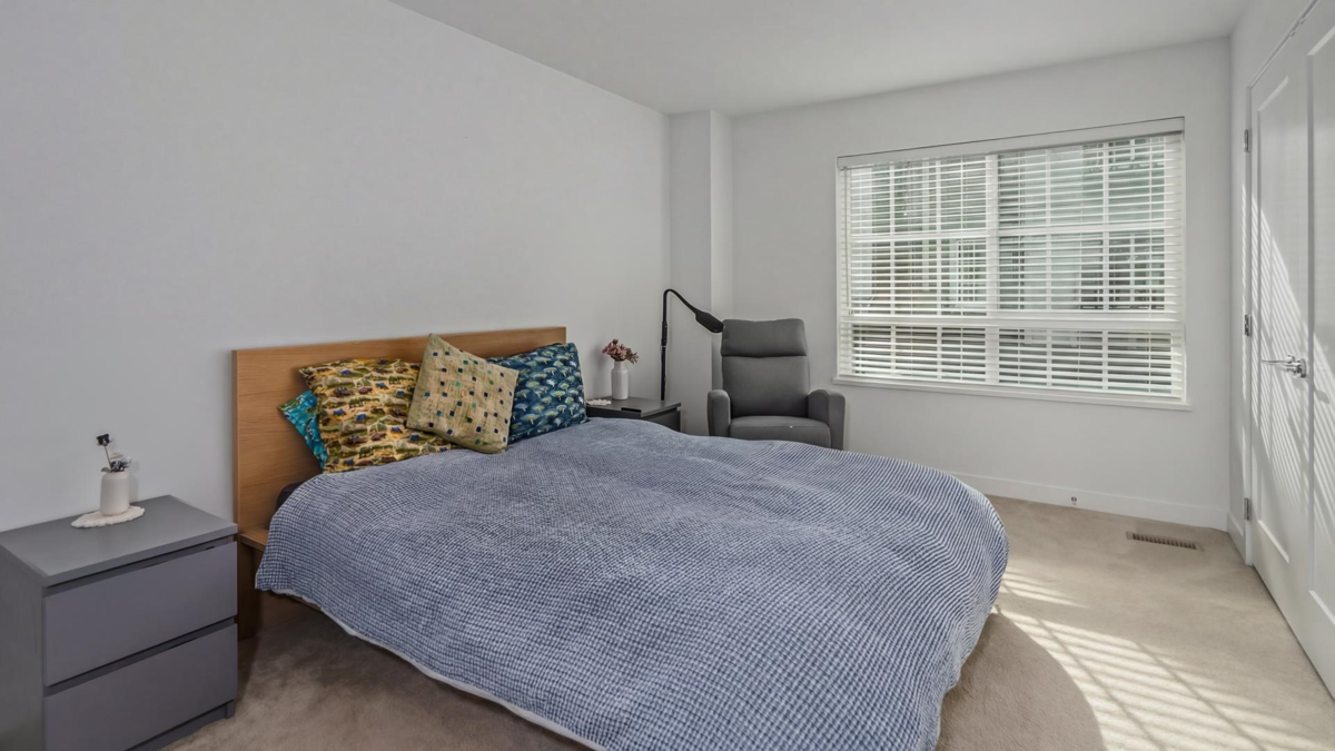 Entry Foyer Photo of 24 23539 Gilker Hill Road, Maple Ridge, BC