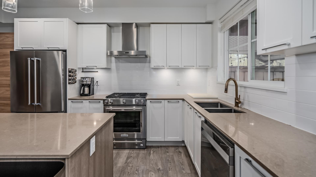 Living Room Photo of 24 23539 Gilker Hill Road, Maple Ridge, BC