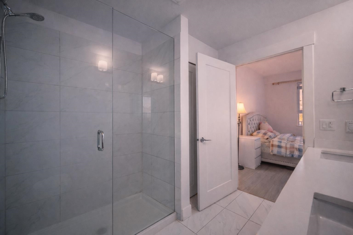 Guest Bathroom Photo of 303 22087 49 Avenue, Langley, BC