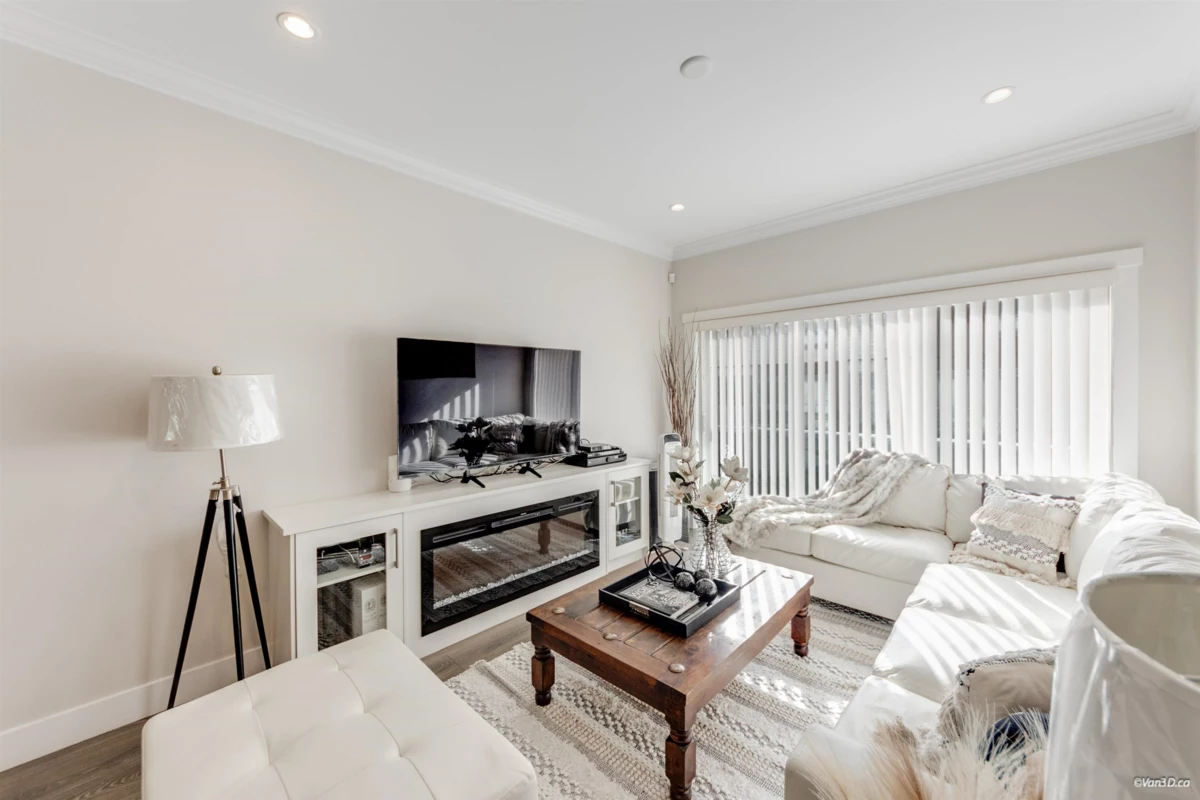 Primary Bedroom Photo of 2 13328 96 Avenue, Surrey, BC