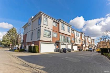 2 13328 96 Avenue, Surrey, BC