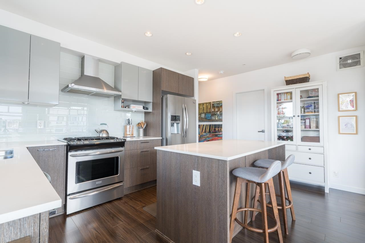 Family Room Photo of 306 202 E 24th Avenue, Vancouver, BC