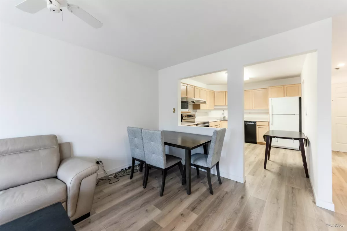 Kitchen Island Photo of 301 7480 Gilbert Road, Richmond, BC