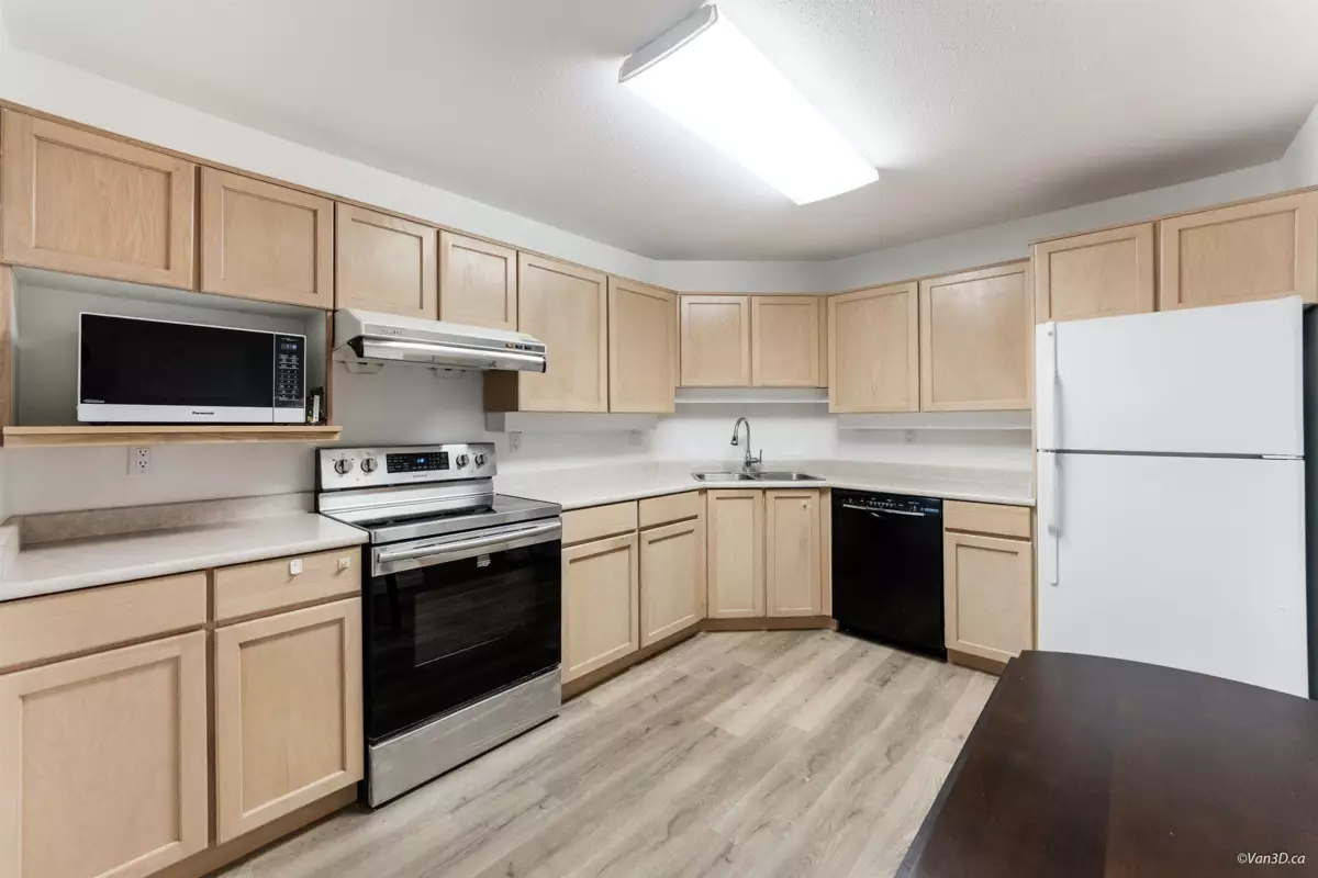 Primary Bedroom Photo of 301 7480 Gilbert Road, Richmond, BC