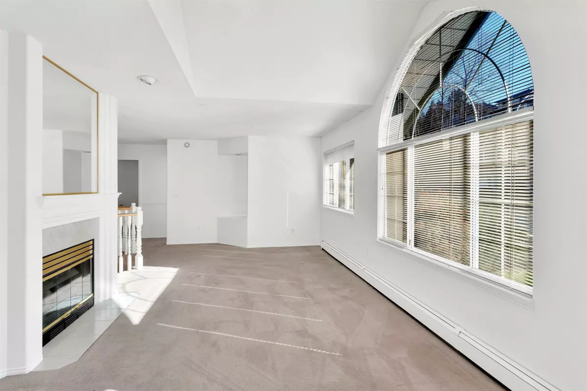 Bedroom 3 Photo of 1655 Mcpherson Drive, Port Coquitlam, BC