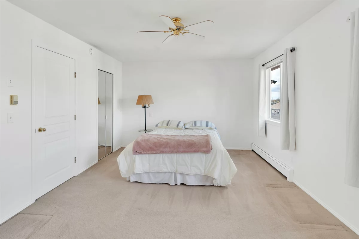 Guest Bathroom Photo of 1655 Mcpherson Drive, Port Coquitlam, BC