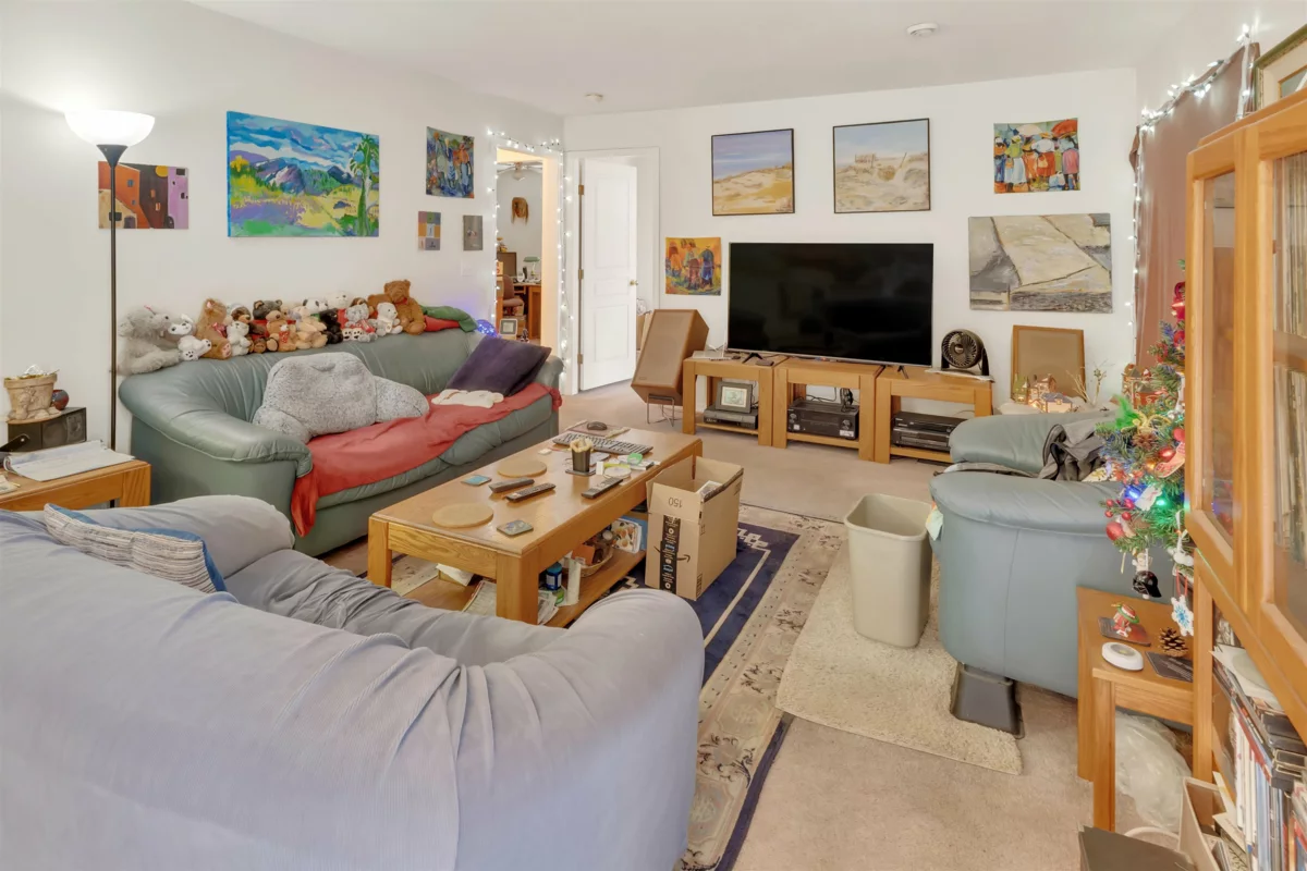 Hallway Photo of 1655 Mcpherson Drive, Port Coquitlam, BC