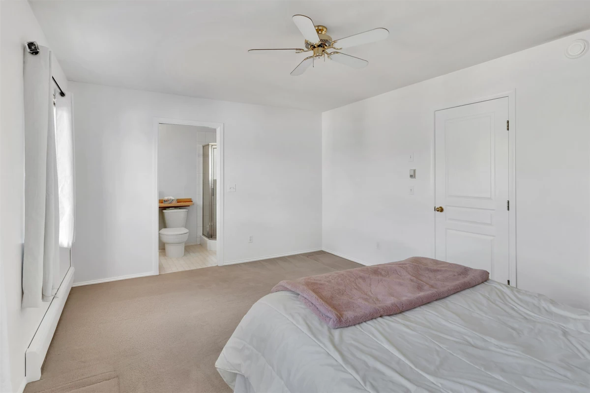 Powder Room Photo of 1655 Mcpherson Drive, Port Coquitlam, BC