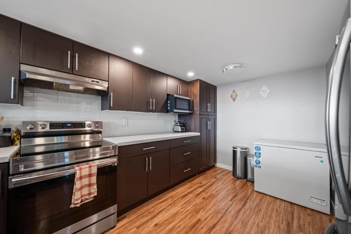 Breakfast Nook Photo of 806 14881 103a Avenue, Surrey, BC