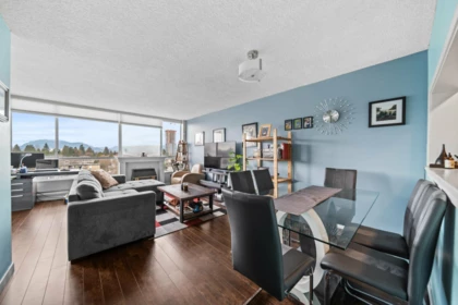 806 14881 103a Avenue, Surrey, BC