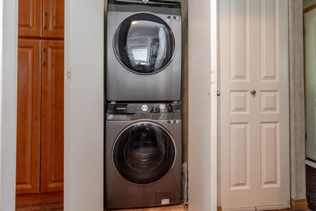 Basement Recreation Room Photo of 9 24330 Fraser Highway, Langley, BC
