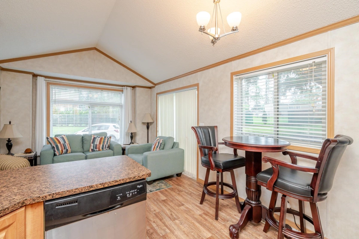 Bedroom 3 Photo of 9 24330 Fraser Highway, Langley, BC