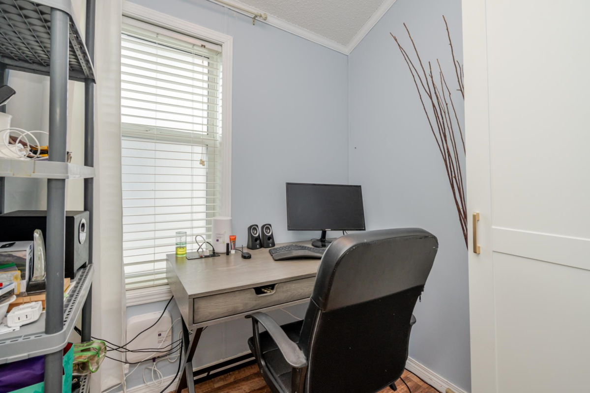 Bedroom 4 Photo of 9 24330 Fraser Highway, Langley, BC