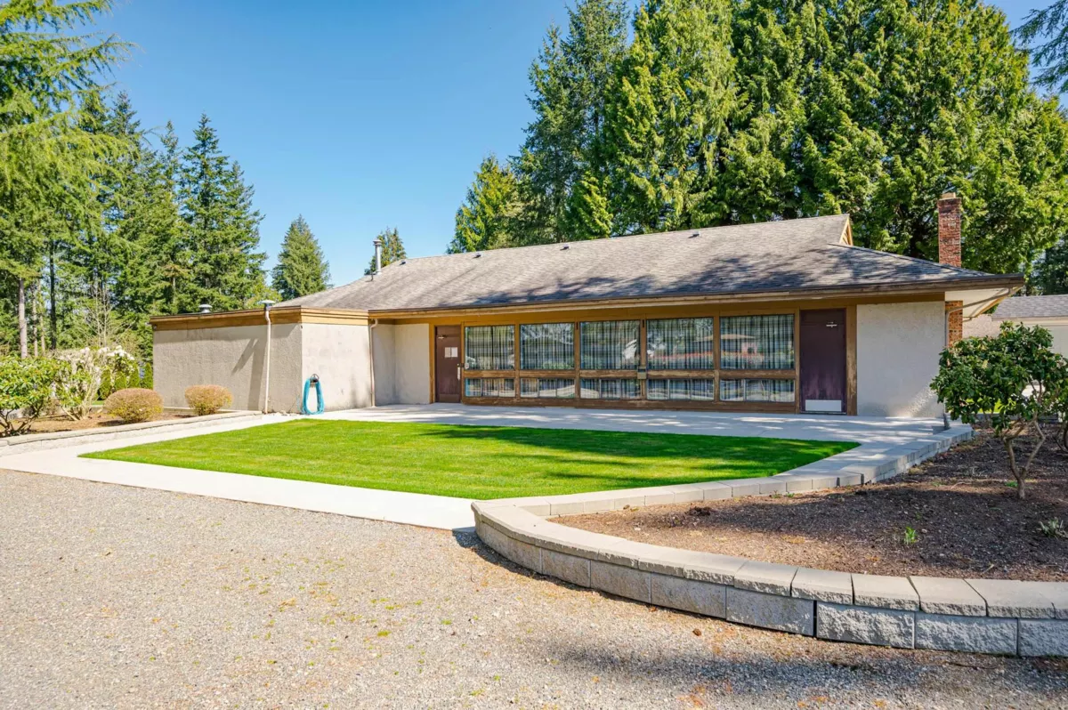 Garden / Landscaping Photo of 9 24330 Fraser Highway, Langley, BC