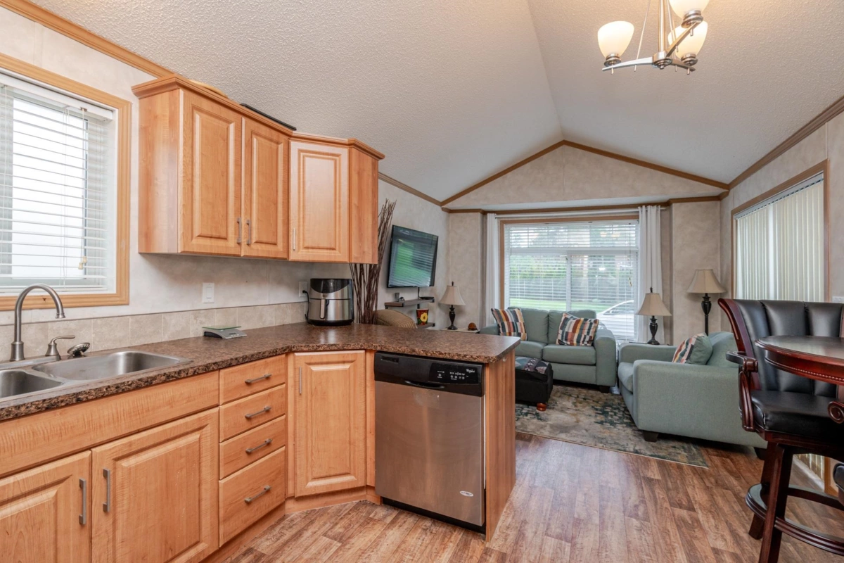 Primary Bedroom Photo of 9 24330 Fraser Highway, Langley, BC