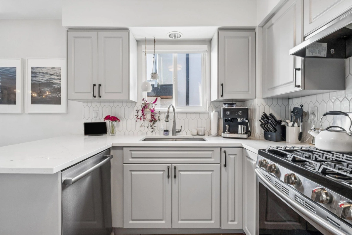 Office / Den Photo of 3616 E Georgia Street, Vancouver, BC