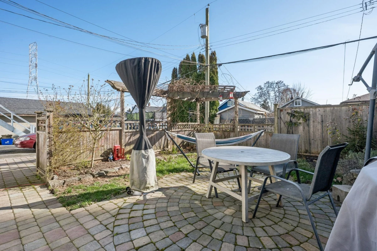 Outdoor Kitchen Photo of 3616 E Georgia Street, Vancouver, BC