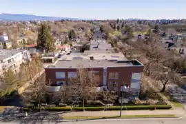 999 W 20th Avenue, Vancouver, BC