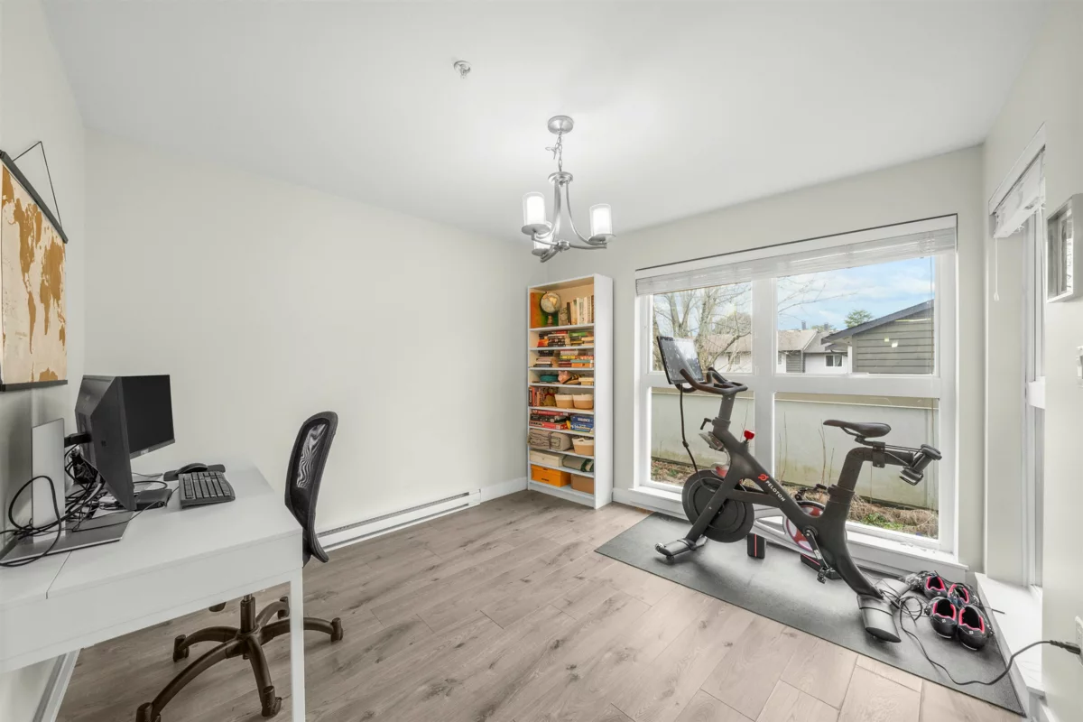 Kitchen Island Photo of 109 4815 55b Street, Ladner, BC